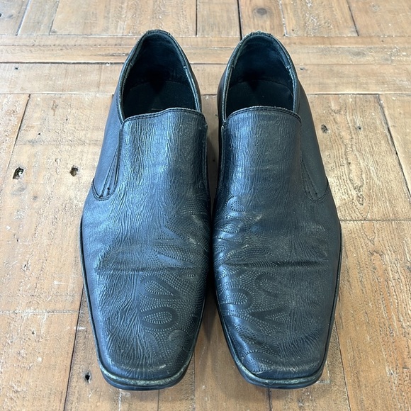 Alexander Hotto Men's Black Leather paisley etch Slip-On Shoes - Picture 2 of 12